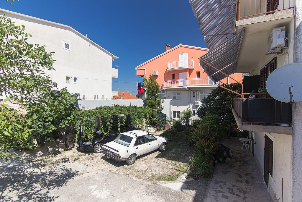 Guesthouse Josko Makarska Extérieur photo